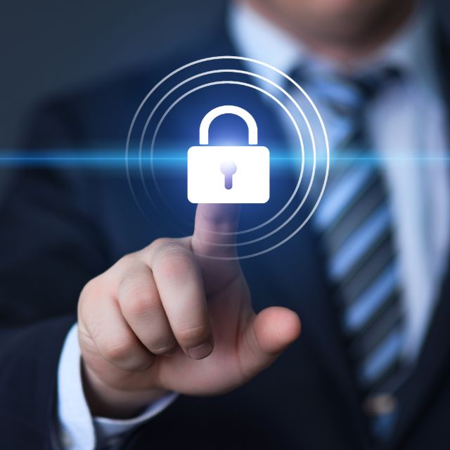 Perito para vulneraciones información confidencial 2 shutterstock 279232433 1